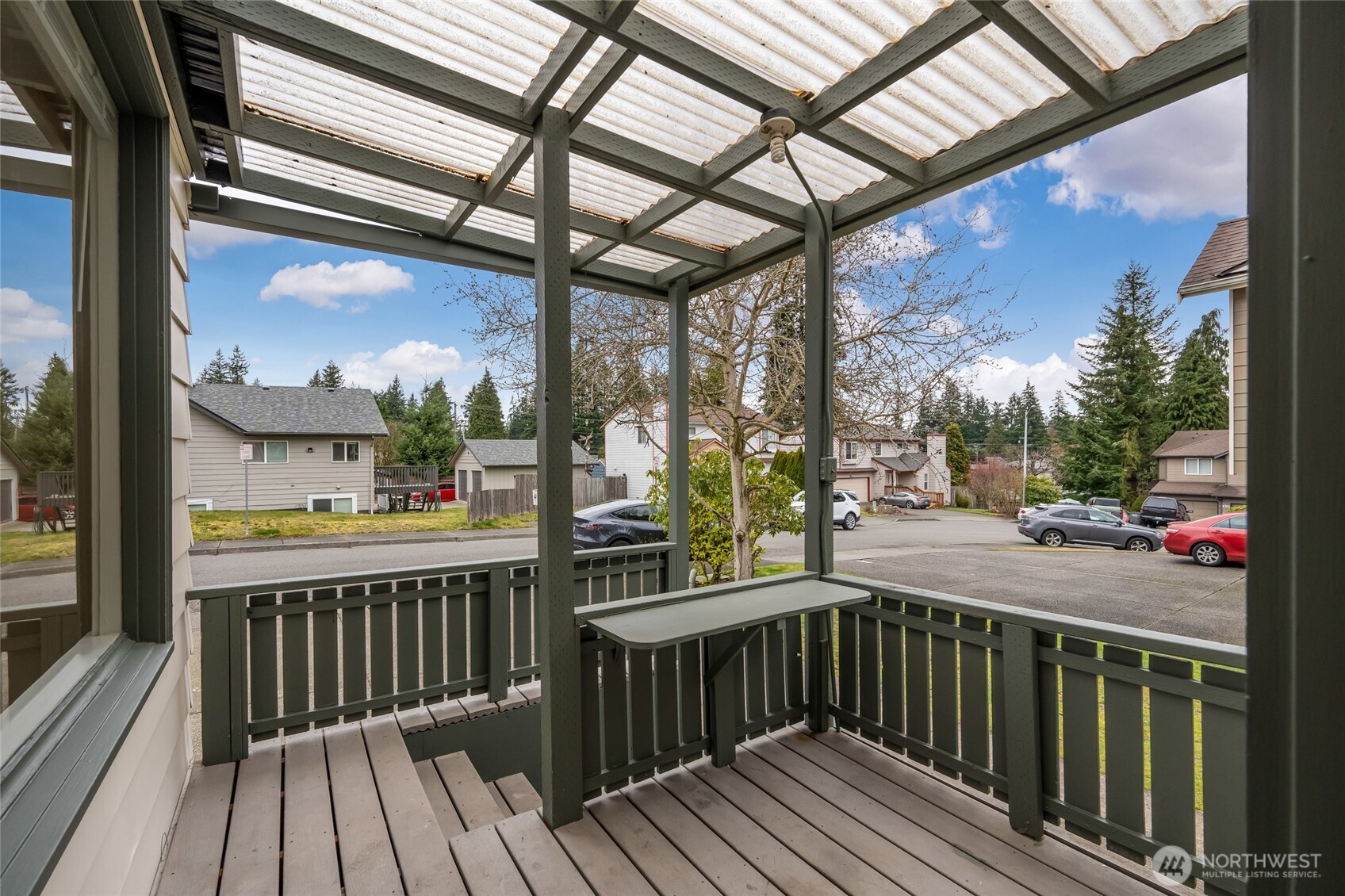 6901 Lower Ridge Road Everett, WA 98203 - Photo 7 of 34