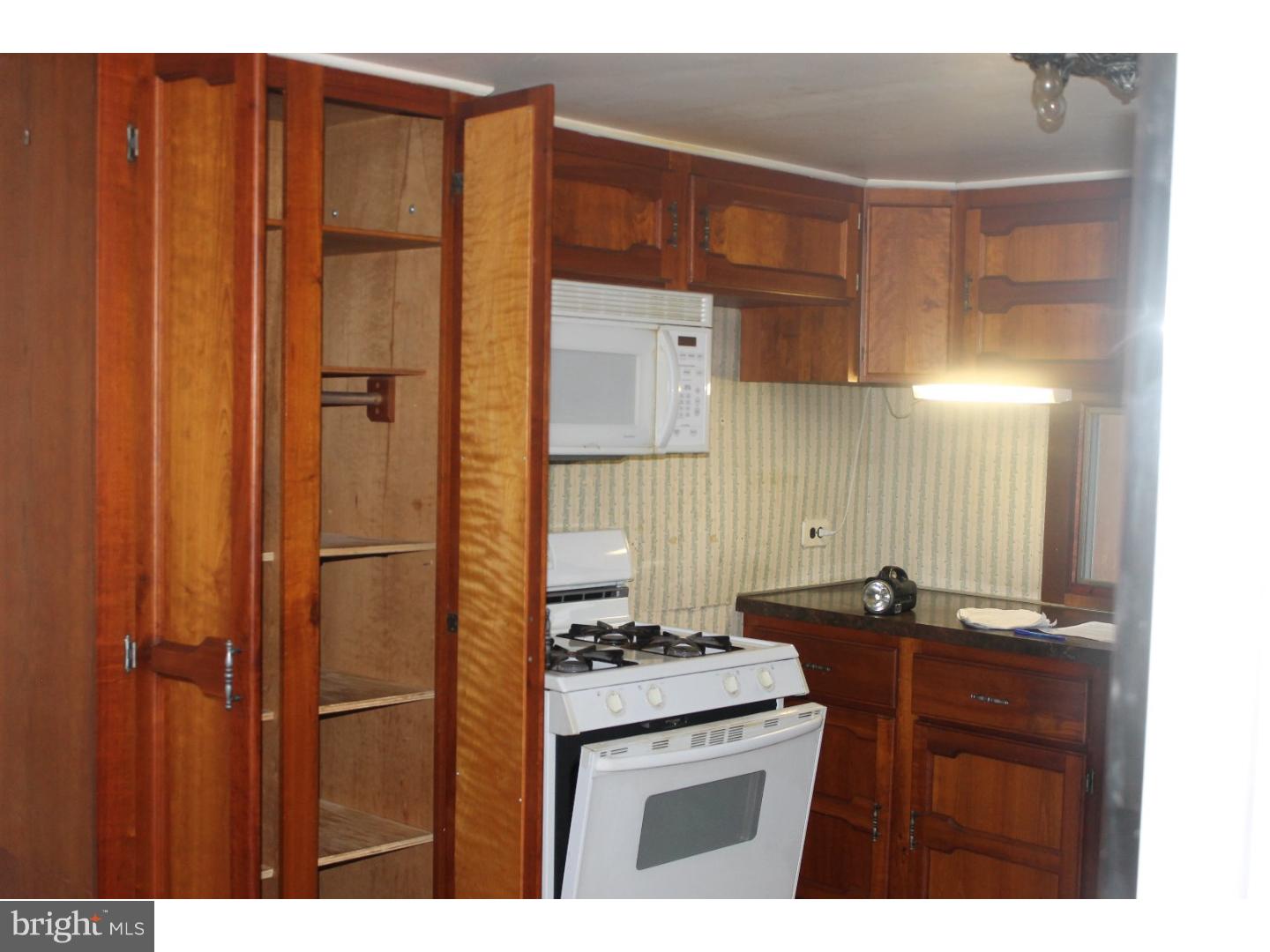 1860 Little Road Perkiomenville, PA 18074 - Photo 4 of 14 Gallery Image 4