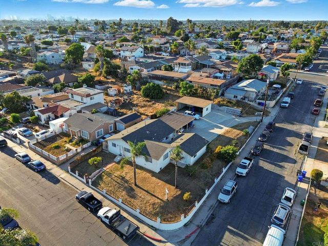 a view of a room with an empty space