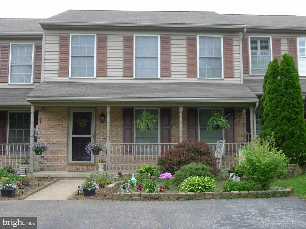 131 West 7th Street Lititz, PA 17543 - Photo 1 of 25 Gallery Image 1