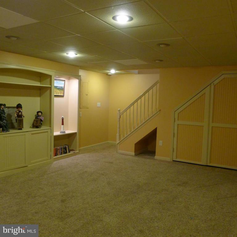 131 West 7th Street Lititz, PA 17543 - Photo 9 of 25 Gallery Image 9