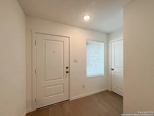 $1,550 | 534 Chevre Road, New Braunfels, TX 78130