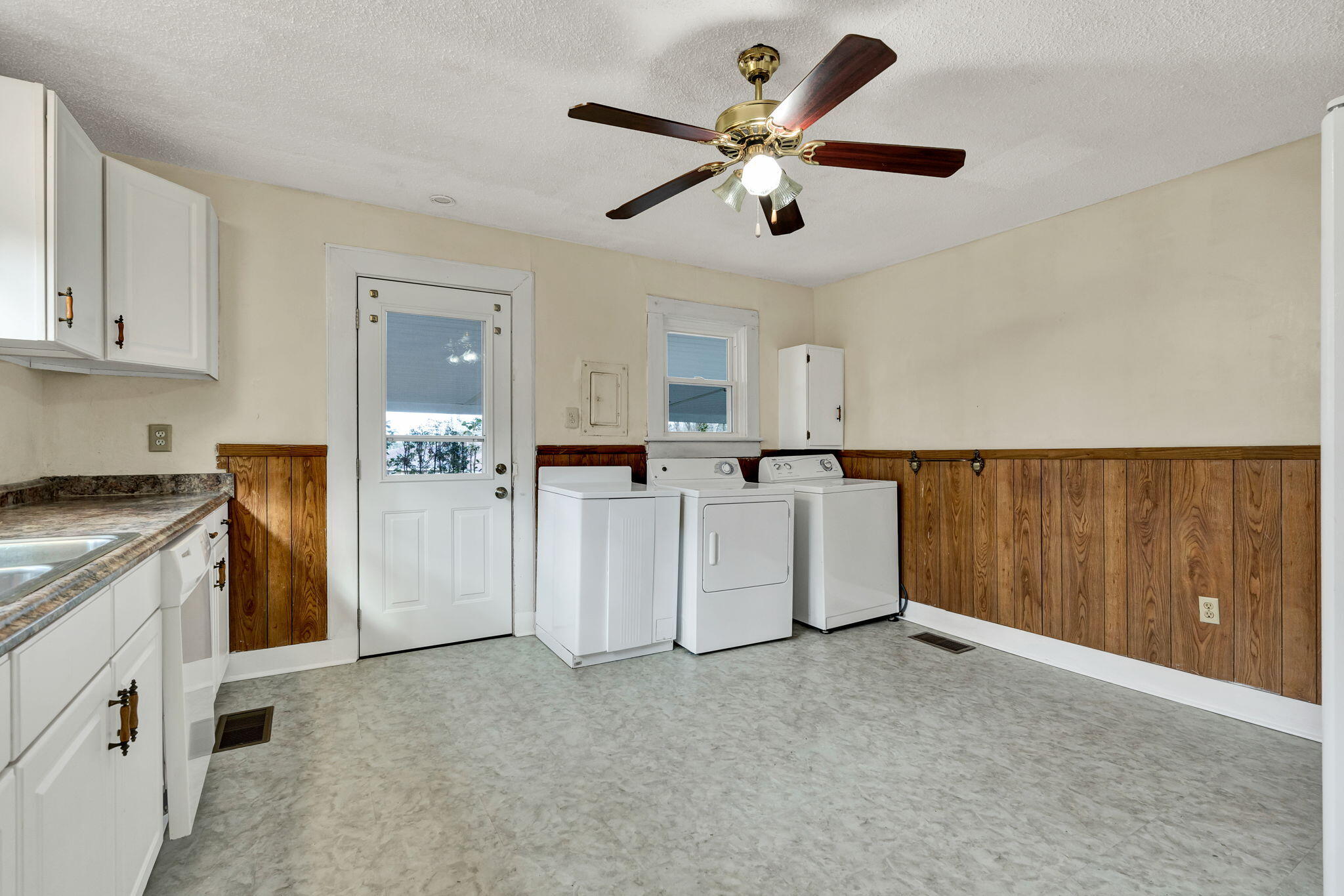 817 Minnis Road Cleveland, TN 37323 - Photo 18 of 28 22-web-or-mls-DSC08401