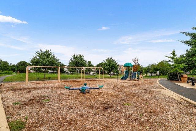 17542 Gilbert Drive Lockport, IL 60441 - Photo 4 of 24