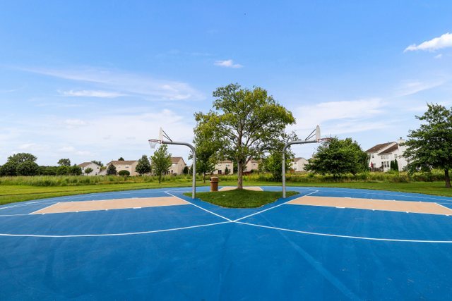 17542 Gilbert Drive Lockport, IL 60441 - Photo 5 of 24