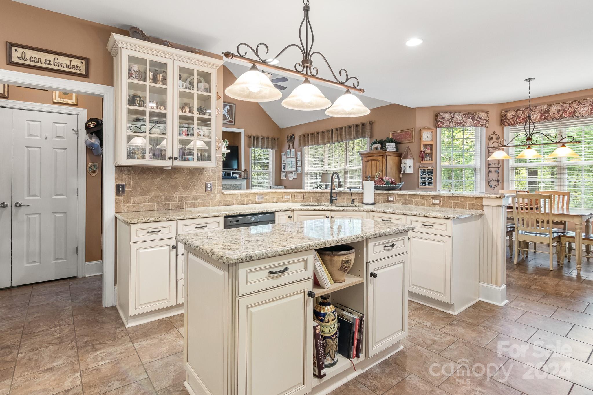 122 Spring Run Road Mooresville, NC 28117 - Photo 15 of 48 Gallery Image 15