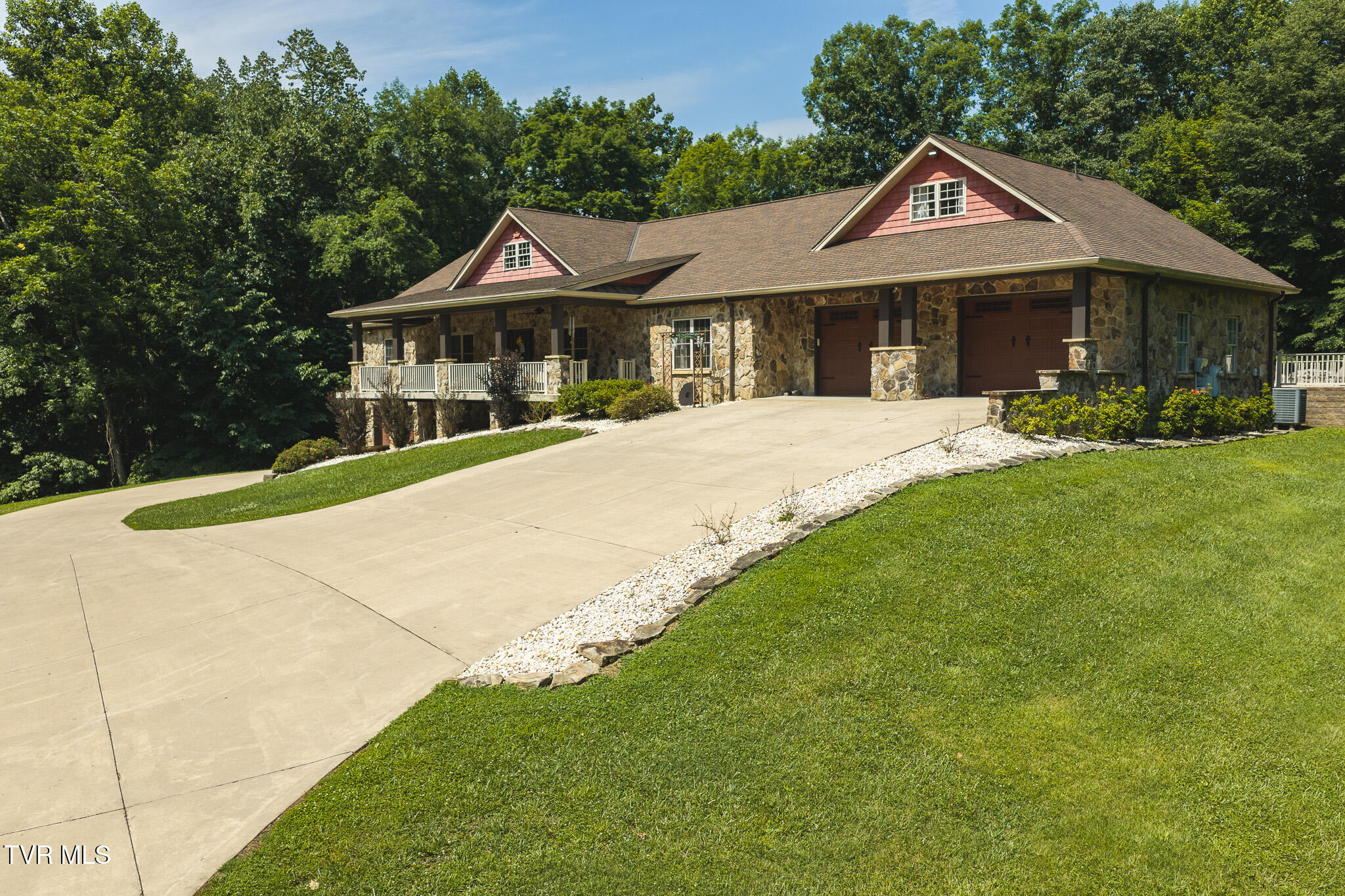 167 Tailwater Road Bluff City, TN 37618 - Photo 1 of 51 1