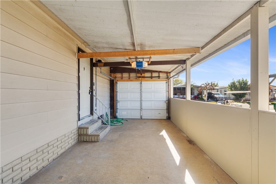 908 Oleander Circle Sebastian, FL 32976 - Photo 2 of 36 a view of a garage