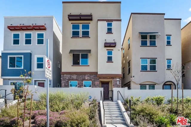 $7,500 | 720 Grace Avenue, Inglewood, CA 90301