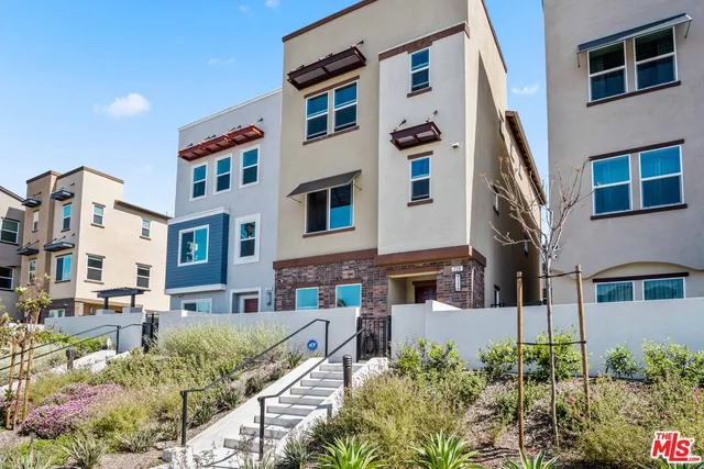 $7,500 | 720 Grace Avenue, Inglewood, CA 90301