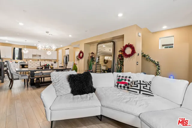 $7,500 | 720 Grace Avenue, Inglewood, CA 90301