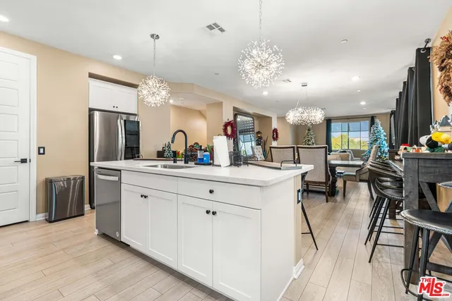 $7,500 | 720 Grace Avenue, Inglewood, CA 90301