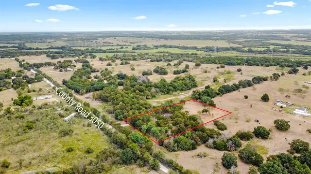 $360,000 | 421 Southwest County Road 3050, Purdon, TX 76679