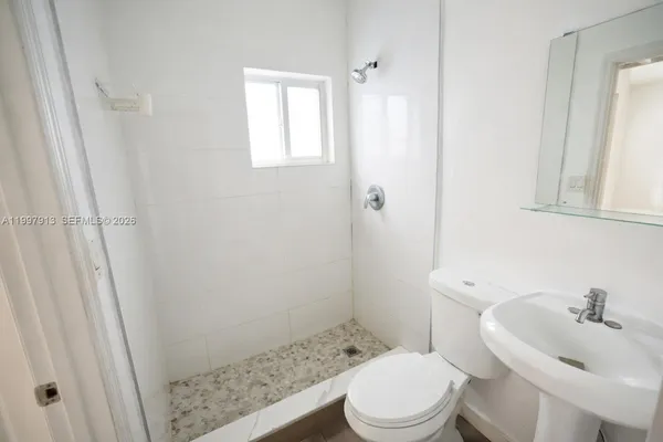$1,775 | 572 Northeast 67th Street, Unit 5, Miami, FL 33138