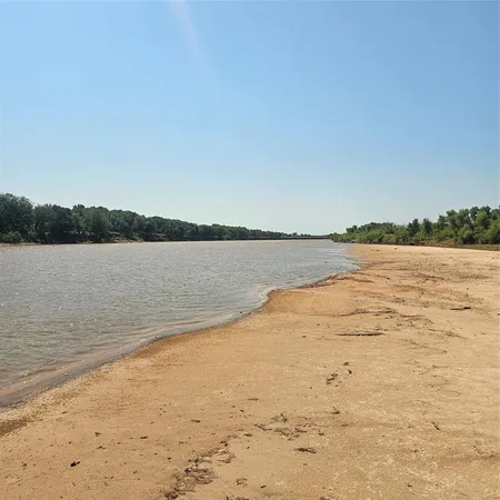a view of an ocean beach