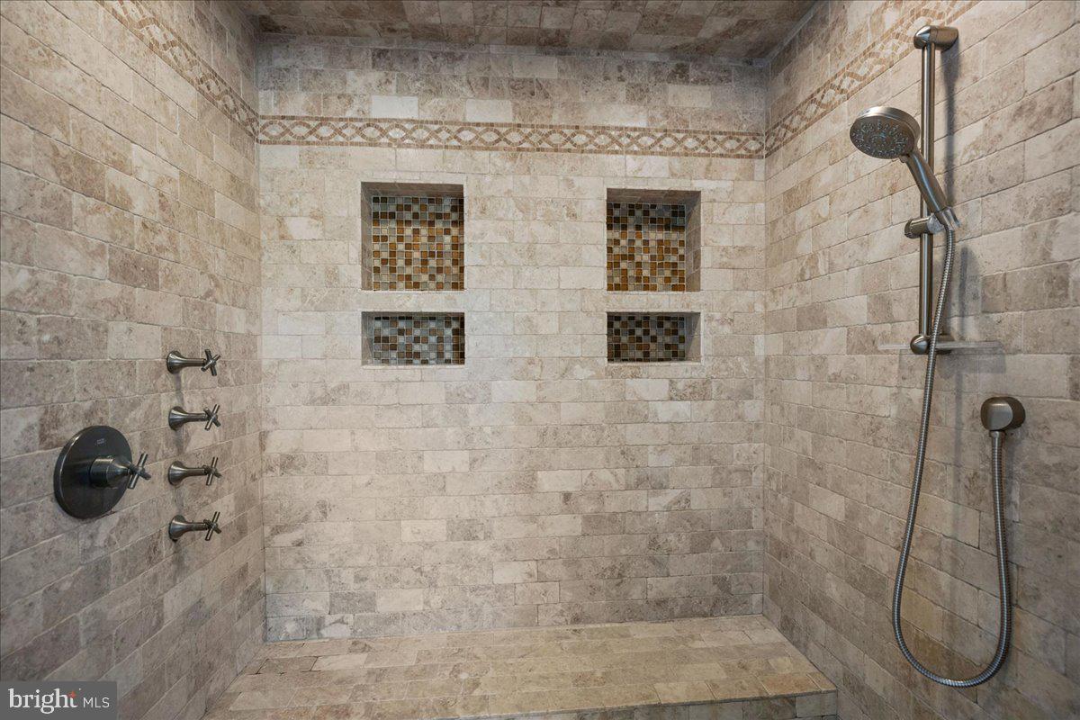 45216 Clarkes Landing Road Hollywood, MD 20636 - Photo 34 of 81 Custom shower