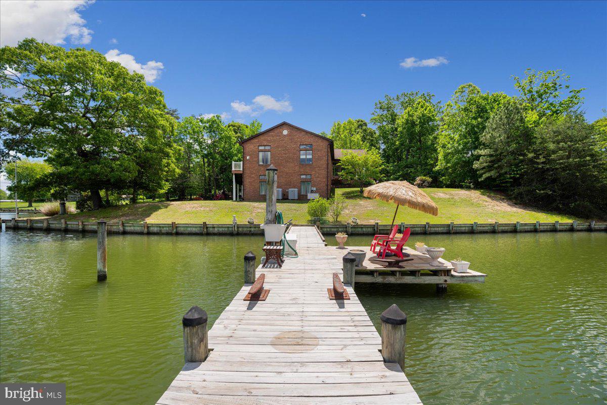 45216 Clarkes Landing Road Hollywood, MD 20636 - Photo 6 of 81 a view of a lake with houses