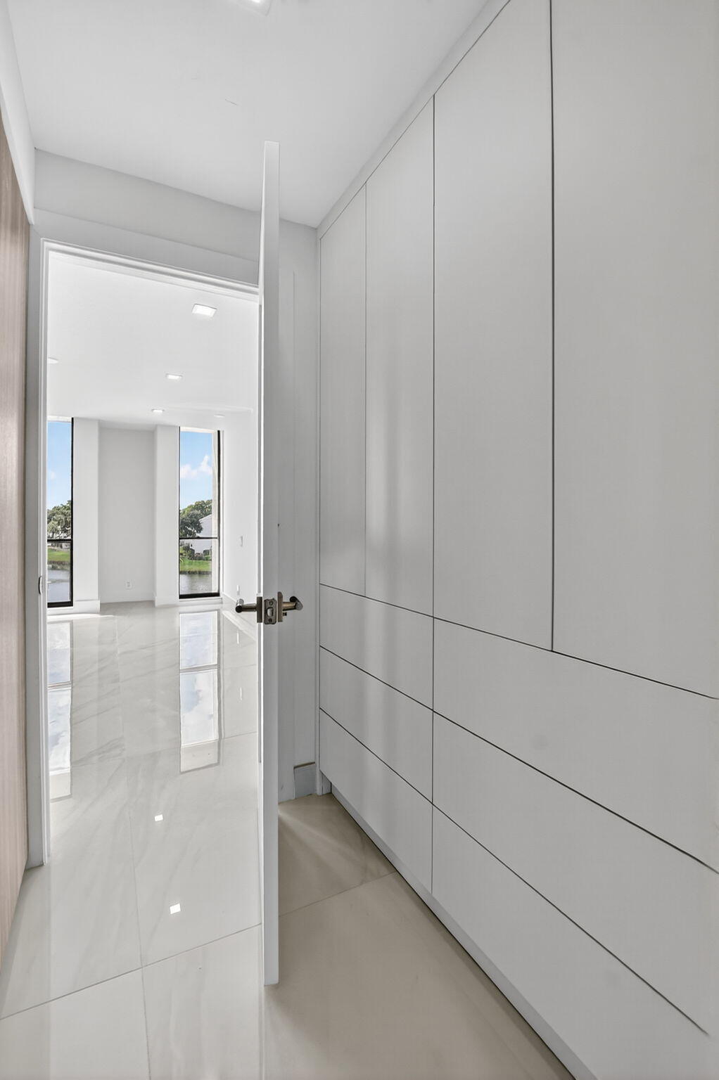 1743 Bridgewood Drive Boca Raton, FL 33434 - Photo 19 of 48 18-web-or-mls-040_DSC_0033