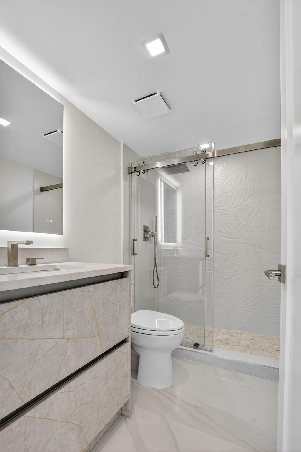 1743 Bridgewood Drive Boca Raton, FL 33434 - Photo 22 of 48 22-web-or-mls-056_DSC_0111