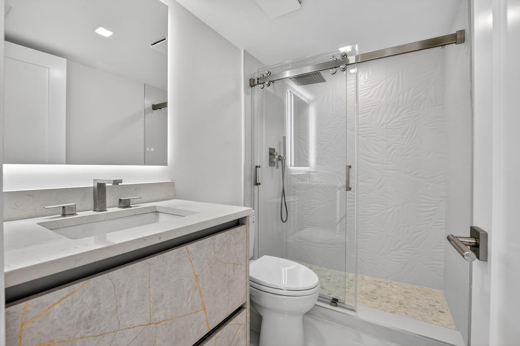 1743 Bridgewood Drive Boca Raton, FL 33434 - Photo 4 of 48 21-web-or-mls-055_DSC_0106