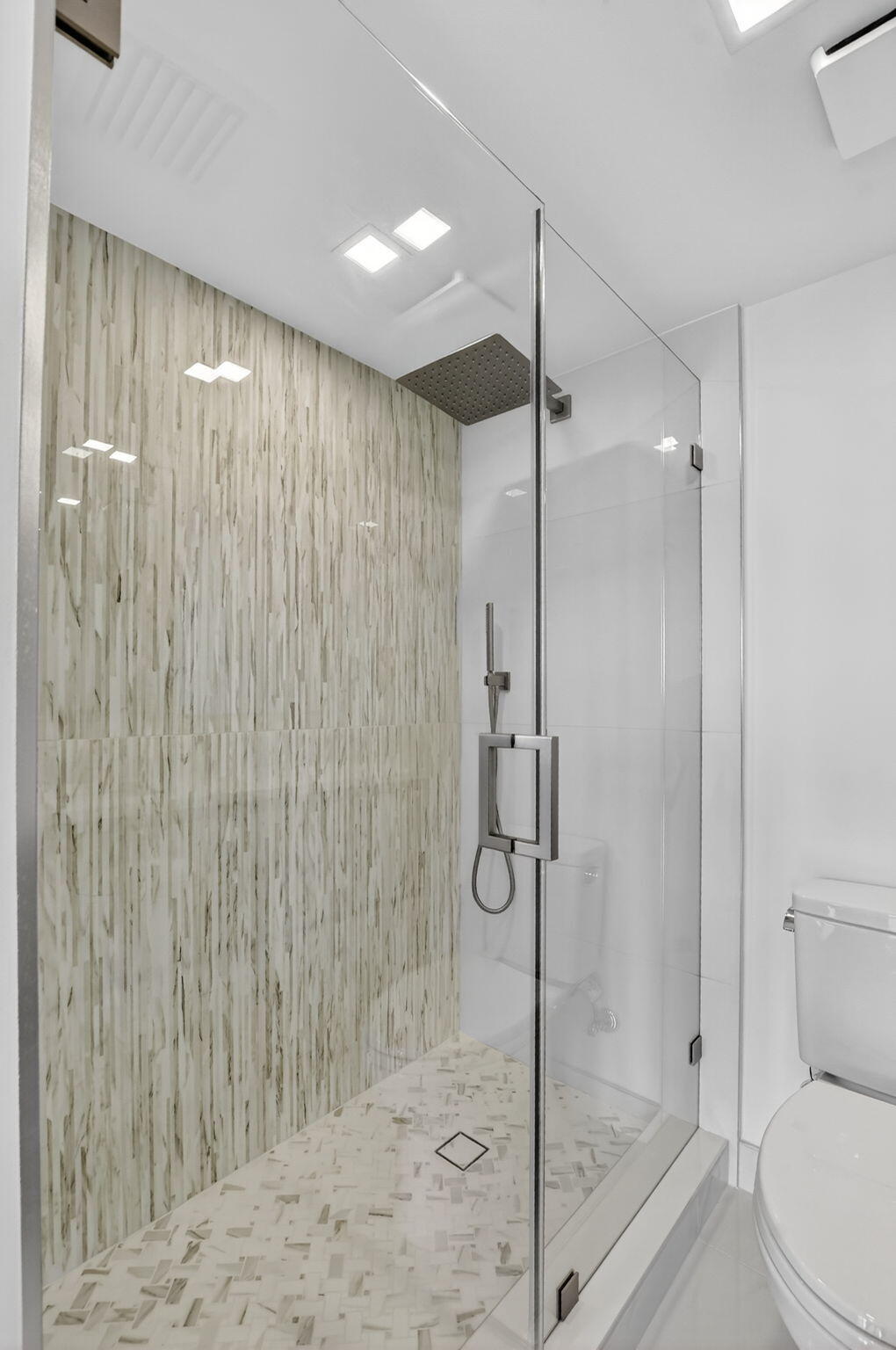 1743 Bridgewood Drive Boca Raton, FL 33434 - Photo 5 of 48 17-web-or-mls-039_DSC_0029