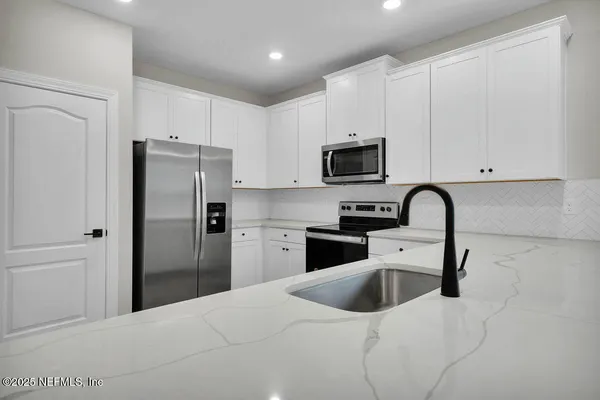 $345,900 | 6975 Canoe Birch Road, Jacksonville, FL 32219