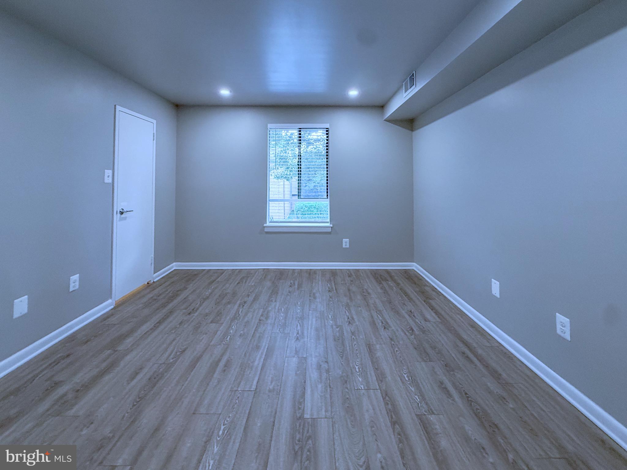 11603 Stoneview Square, Unit 63/12C Reston, VA 20191 - Photo 34 of 37