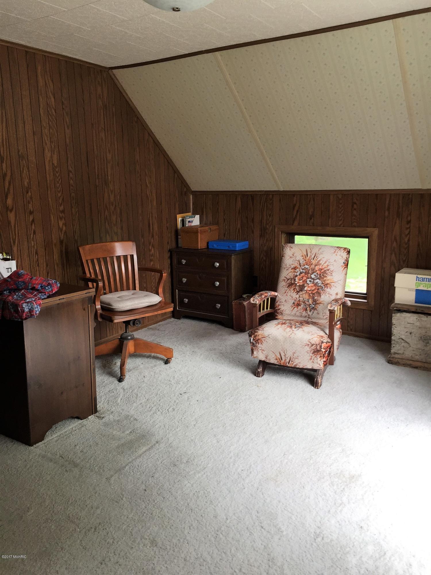 7101 West Arnold Road Manton, MI 49663 - Photo 22 of 43 IMG_2972