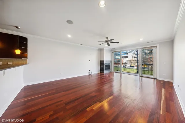 $3,100 | 825 North Hudson Avenue, Unit 2B, Chicago, IL 60610