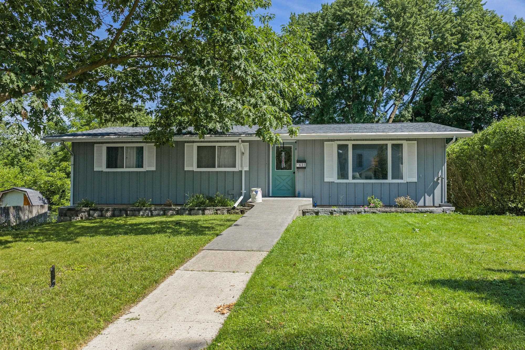 631 10th Street Baraboo, WI 53913 - Photo 1 of 48