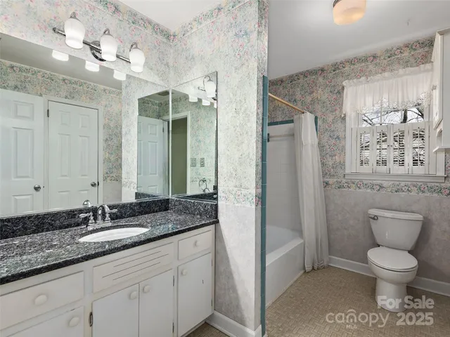 $400,000 | 18 Mulberry Drive, Arden, NC 28704