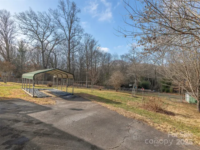 $400,000 | 18 Mulberry Drive, Arden, NC 28704