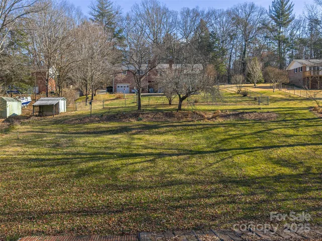 $400,000 | 18 Mulberry Drive, Arden, NC 28704