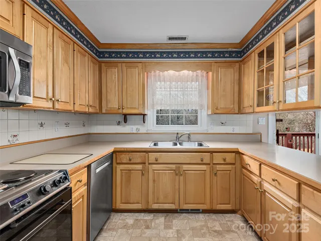 $400,000 | 18 Mulberry Drive, Arden, NC 28704