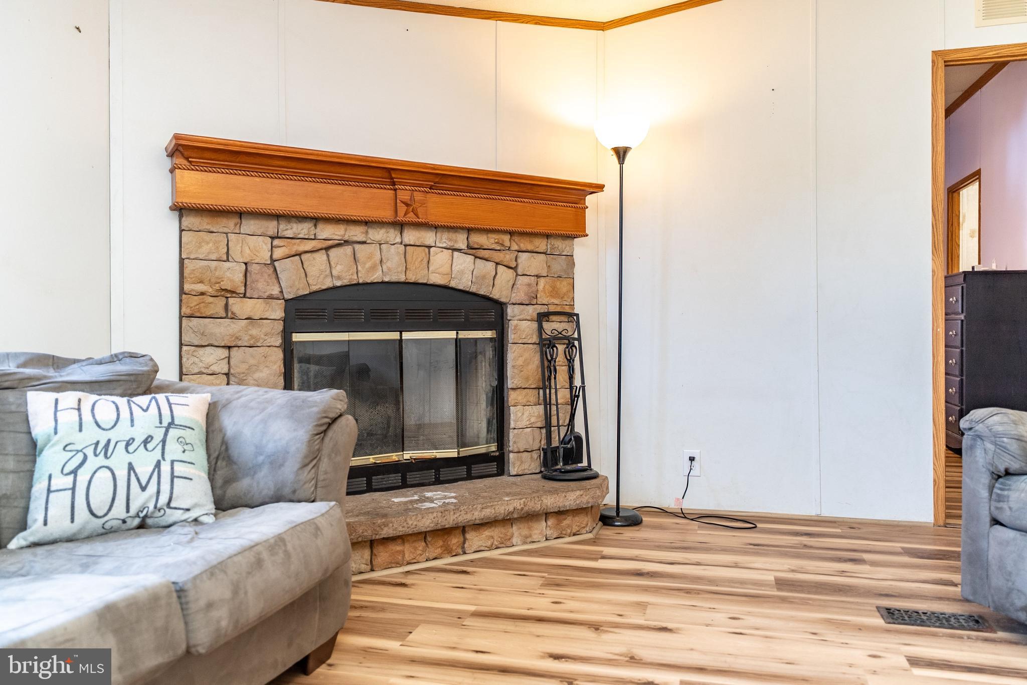 684 Jollett Road Elkton, VA 22827 - Photo 4 of 39 Gallery Image 4