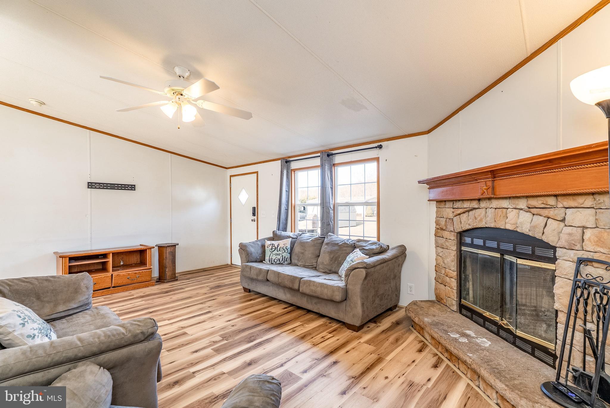 684 Jollett Road Elkton, VA 22827 - Photo 5 of 39 Gallery Image 5