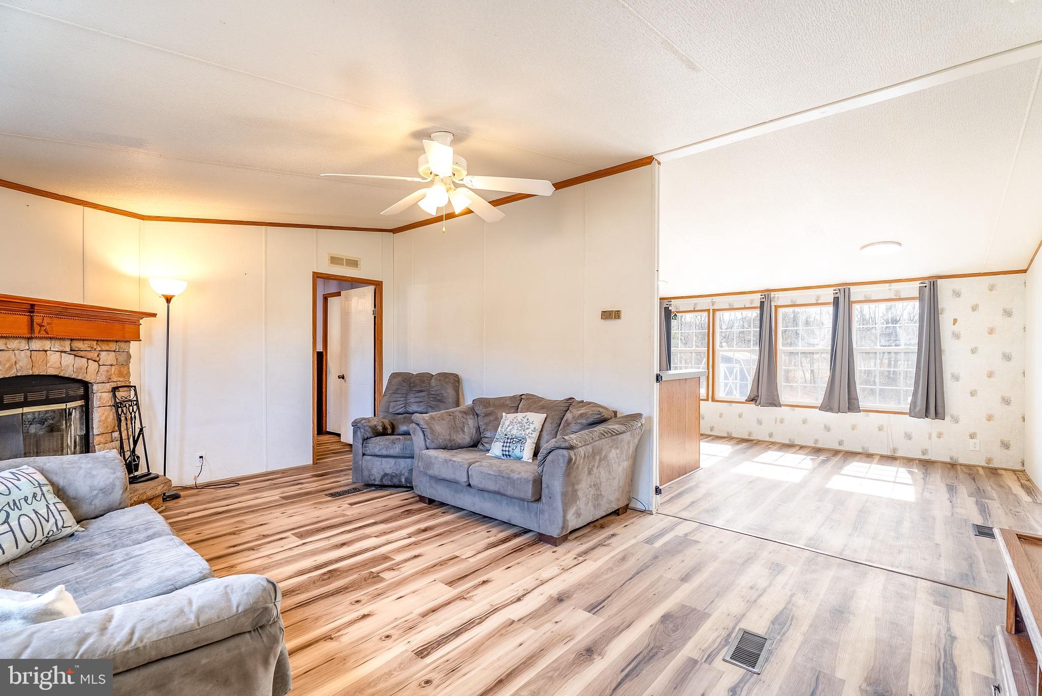 684 Jollett Road Elkton, VA 22827 - Photo 7 of 39 Gallery Image 7