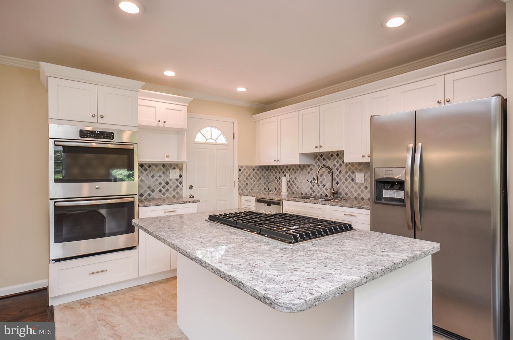 7610 Brooklyn Bridge Road Laurel, MD 20707 - Photo 7 of 28 Kitchen
