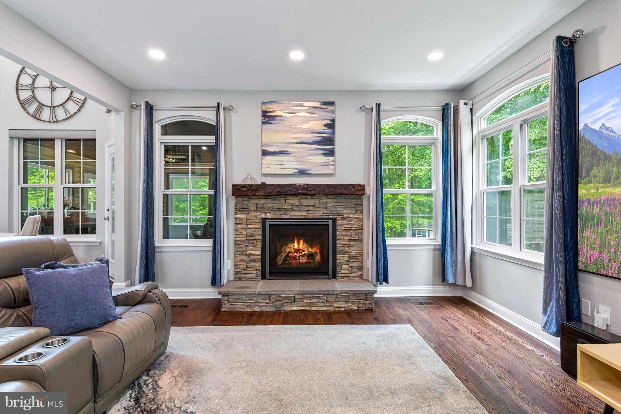 2014 Rosedale Lane Huntingtown, MD 20639 - Photo 38 of 121 Fireplace (gas)