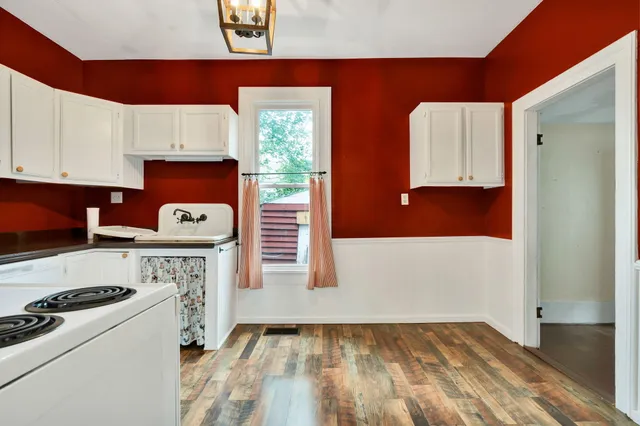 $379,000 | 214 Mc Caslin Avenue, Sweetwater, TN 37874