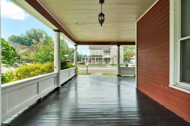 $379,000 | 214 Mc Caslin Avenue, Sweetwater, TN 37874