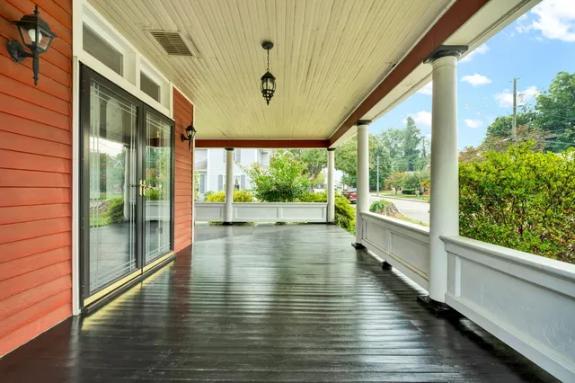 $379,000 | 214 Mc Caslin Avenue, Sweetwater, TN 37874