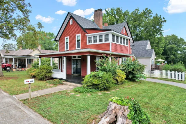 $379,000 | 214 Mc Caslin Avenue, Sweetwater, TN 37874