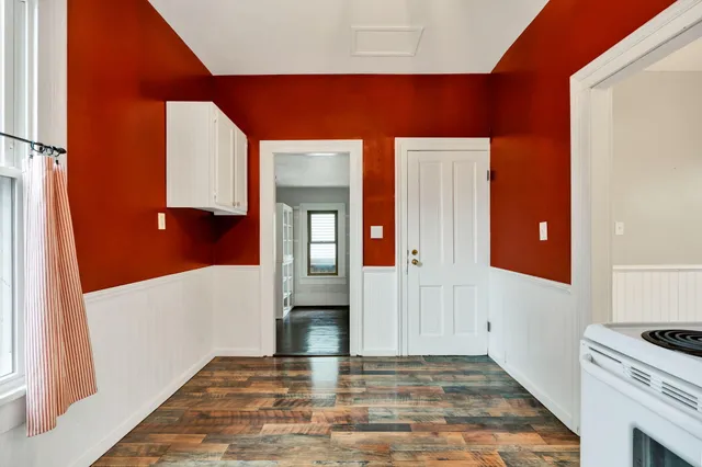 $379,000 | 214 Mc Caslin Avenue, Sweetwater, TN 37874