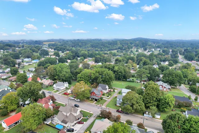 $379,000 | 214 Mc Caslin Avenue, Sweetwater, TN 37874