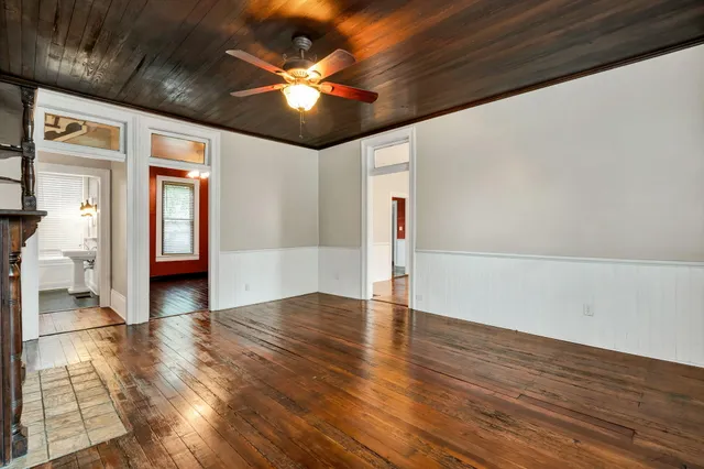 $379,000 | 214 Mc Caslin Avenue, Sweetwater, TN 37874