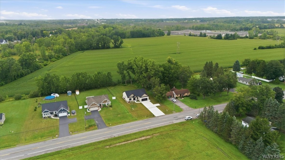 5815 Robinson Road Lockport, NY 14094 - Photo 38 of 42 Gallery Image 38
