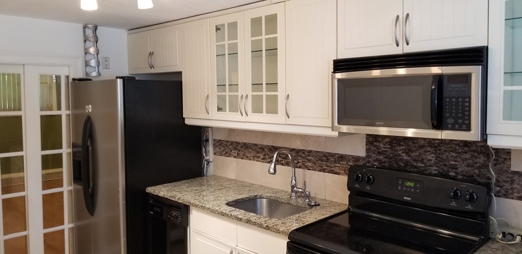 31 Westgate Road, Unit 2 Boston, MA 02467 - Photo 1 of 12