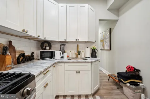 $650,000 | 2021 North 33rd Street, Philadelphia, PA 19121