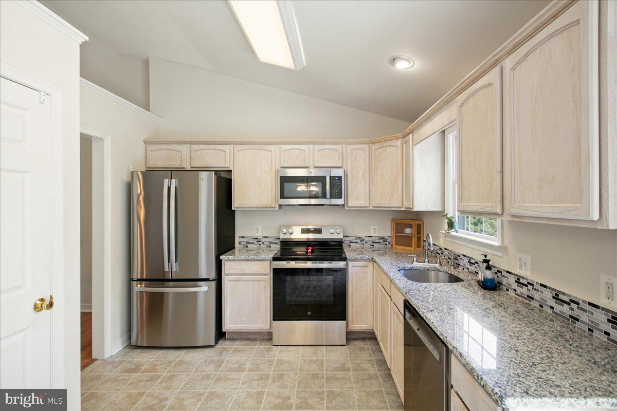 10132 Wallers Road Partlow, VA 22534 - Photo 10 of 37